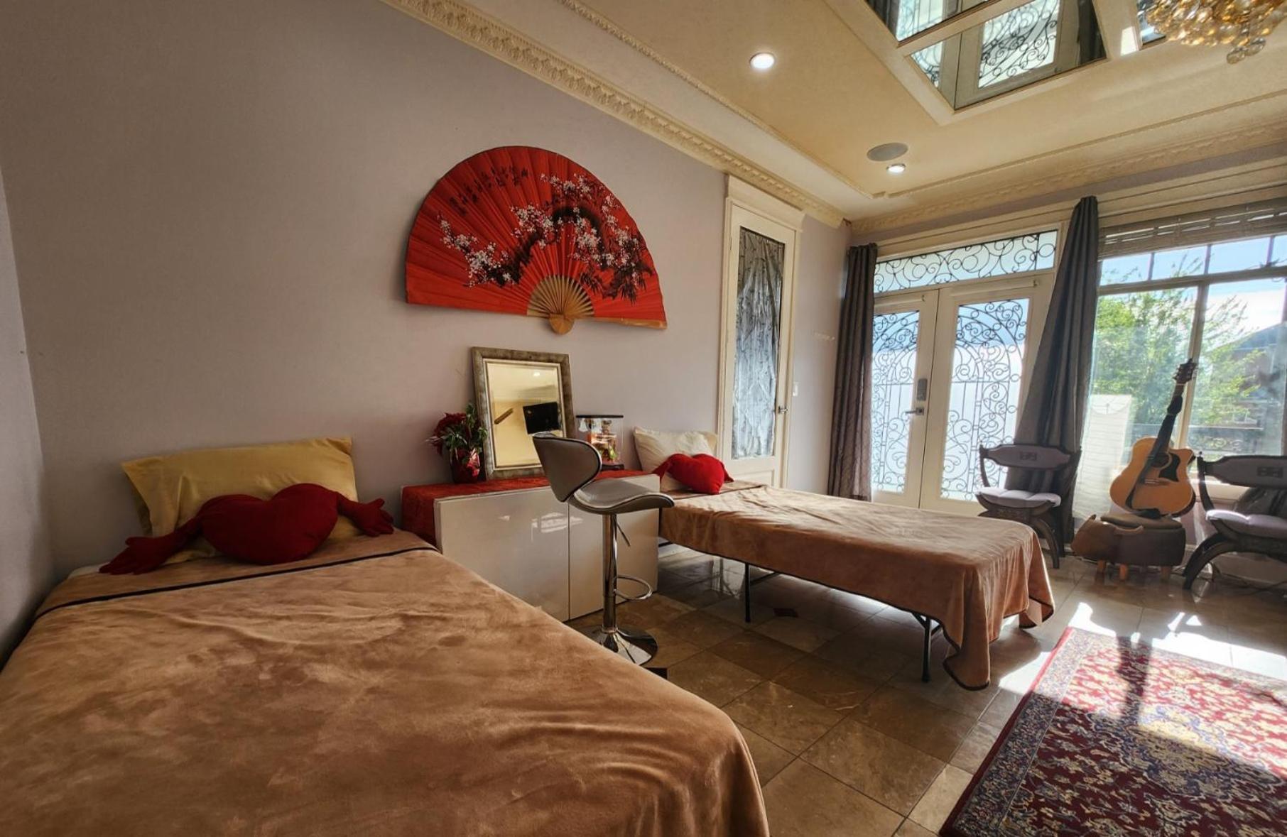 Empress Palace Hotel เซอร์รีย์ ภายนอก รูปภาพ